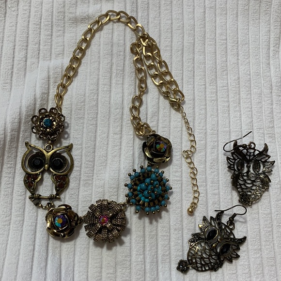 Owl 🦉 Necklace and Earrings 📍FIRM📍NEW 🦉 🦉 2 pcs in jewelry bag - Picture 10 of 16